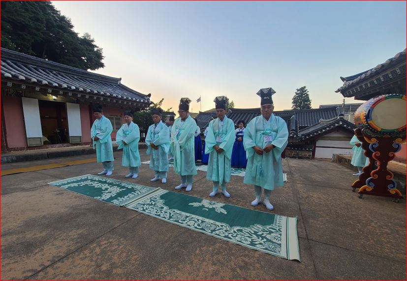 20250823 7월초하루분향례02.JPG
